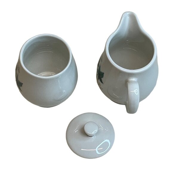 Syracuse Carefree True China Woodbine Covered Sugar & Creamer Set - Picture 5 of 9